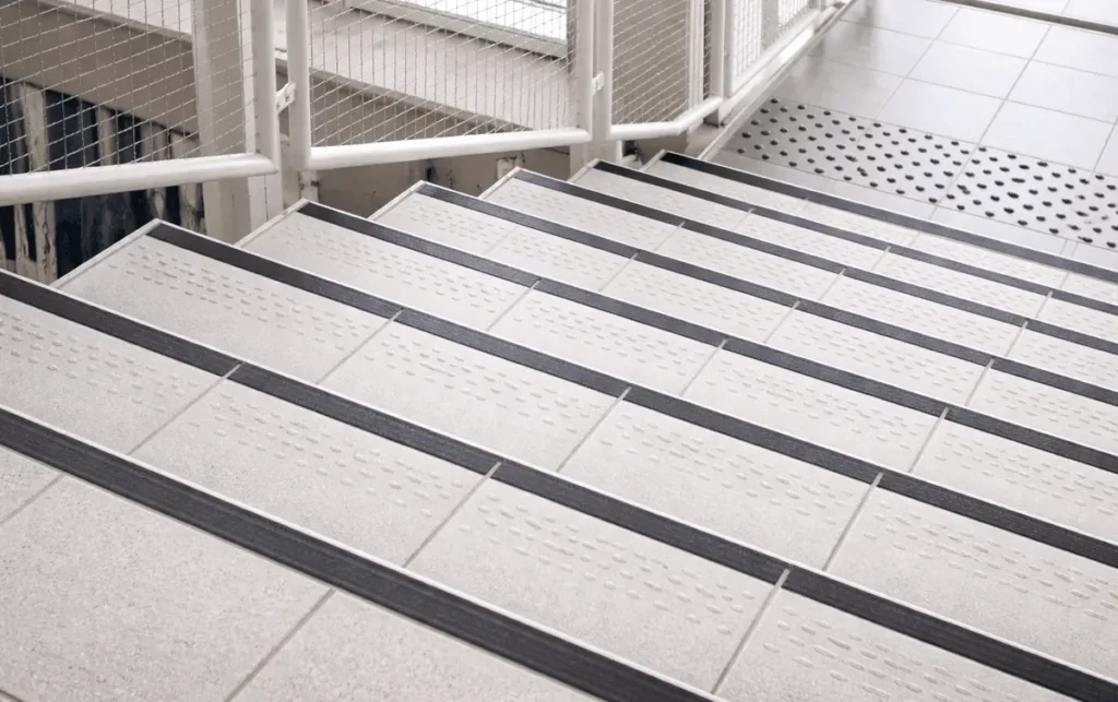 Taktile Leitsysteme an Treppen